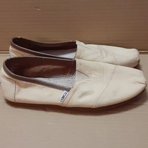 Mens " Toms" canvas shoes size 10